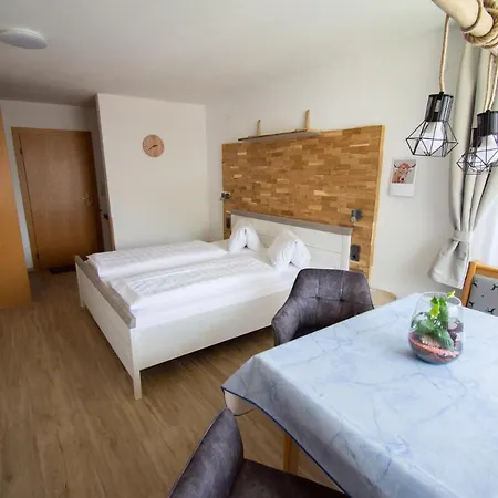 Ferienwohnung Haus Kristina Riezlern Exterior foto